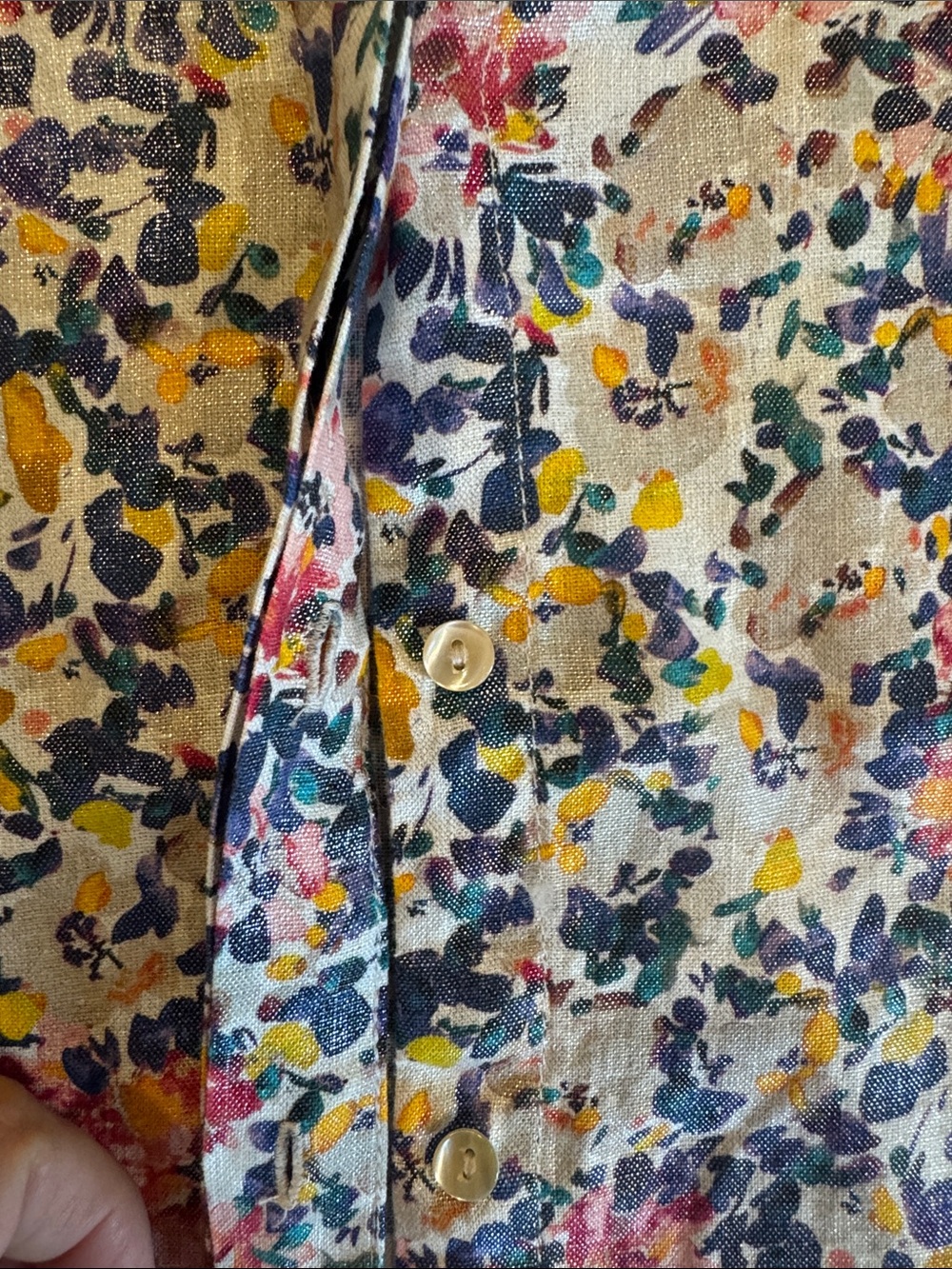 Lanhtropy Linen Pink Multi Floral Short-Sleeve Button Front Blouse - Picture 3 of 3
